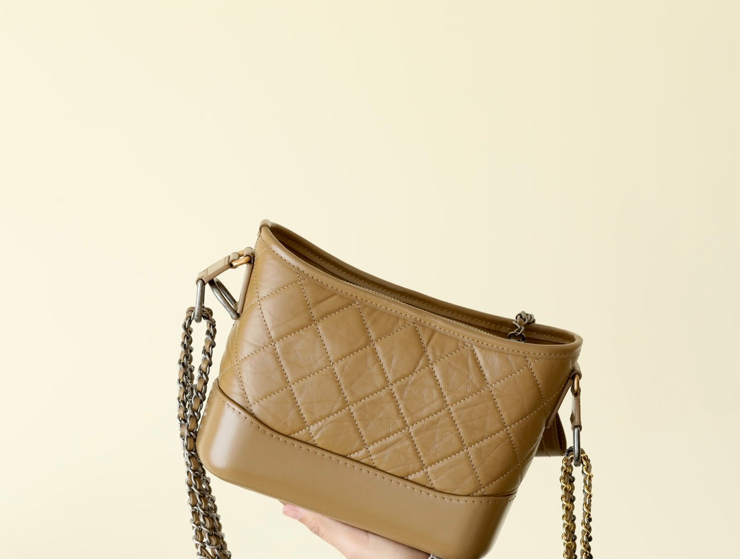 0528 Gabrielle Hobo Quilted Aged Calfskin Small apricot