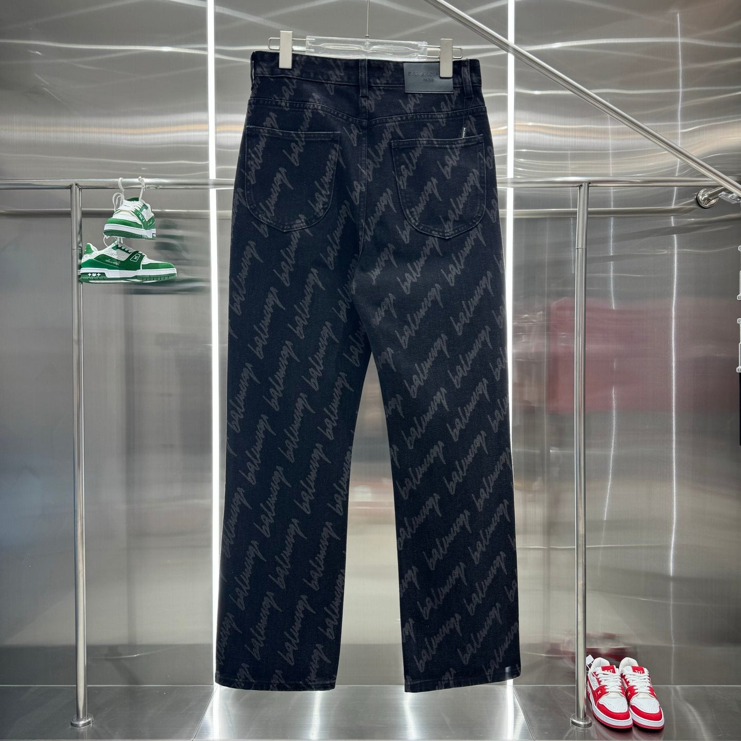 0617 New cargo style printed jeans