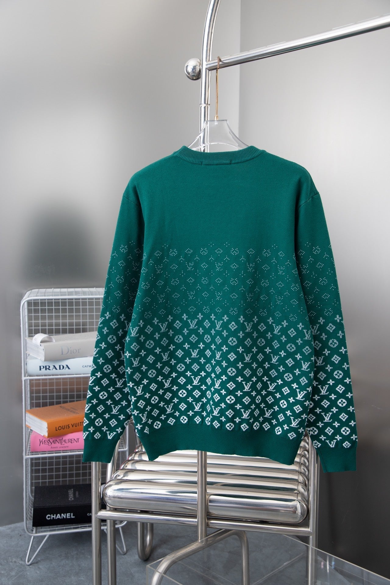 0818 New autumn and winter color matching sweater