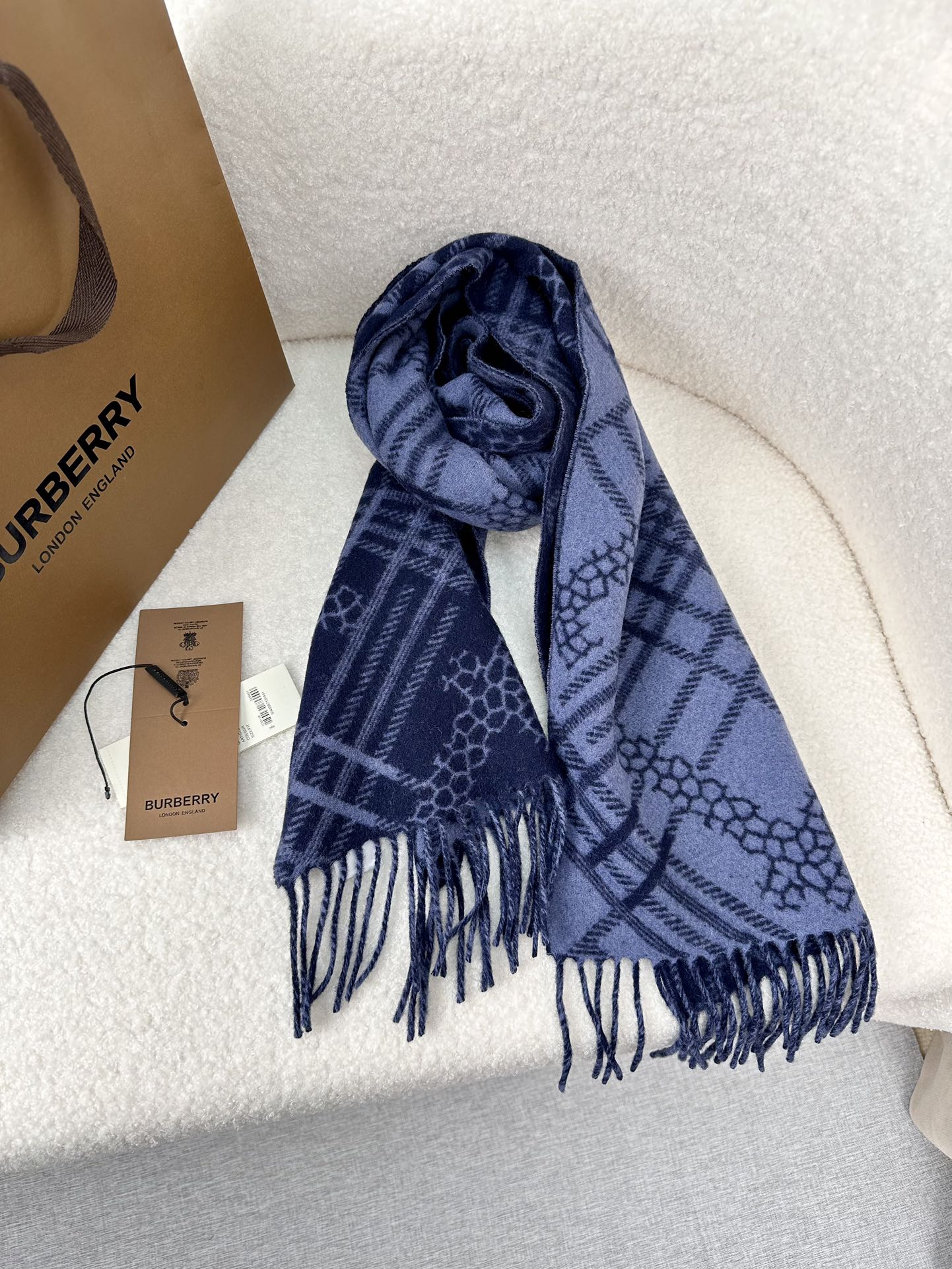 1002 Classic Soft and Comfortable Scarf