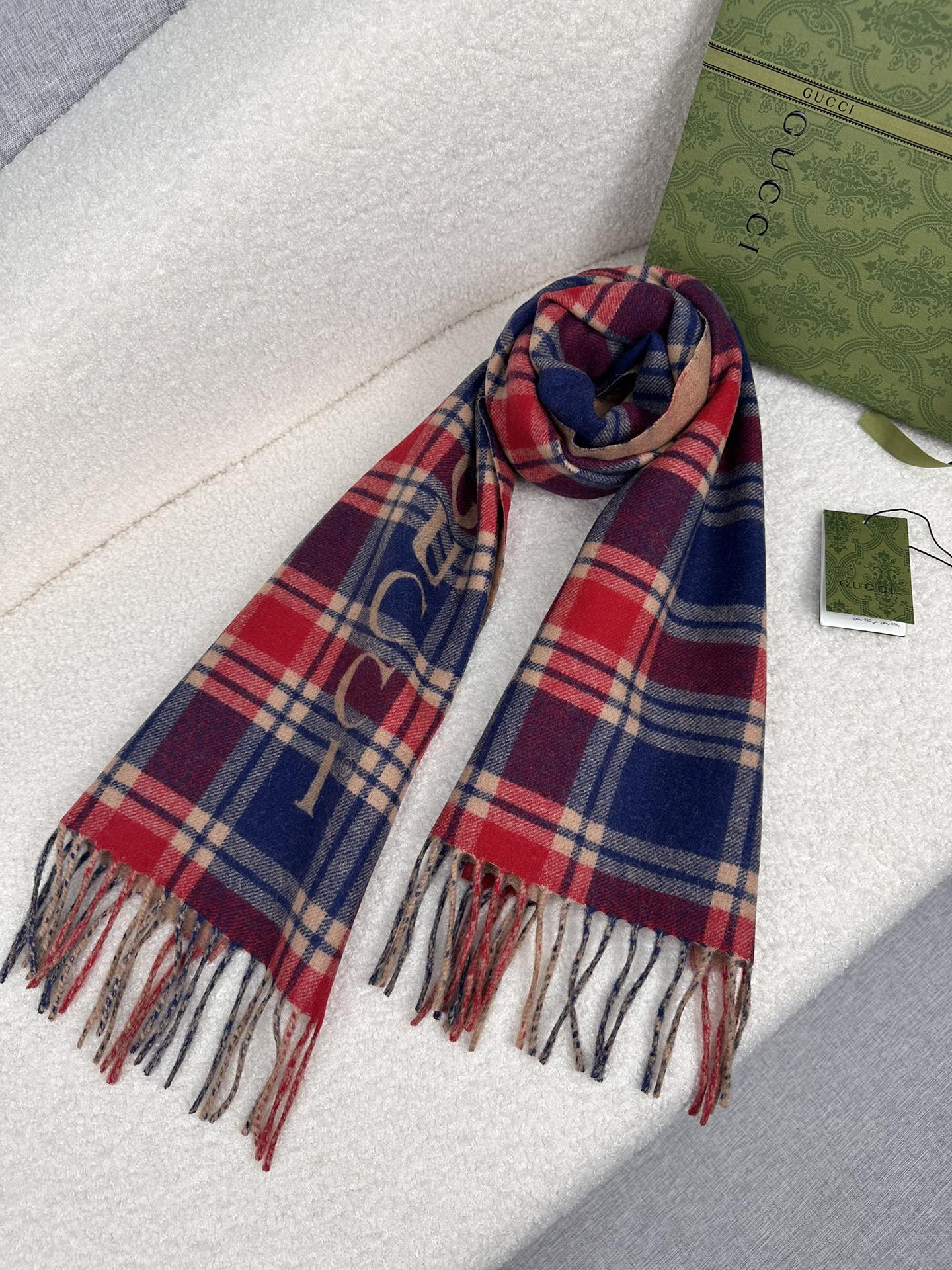 1002 Classic Soft and Comfortable Scarf