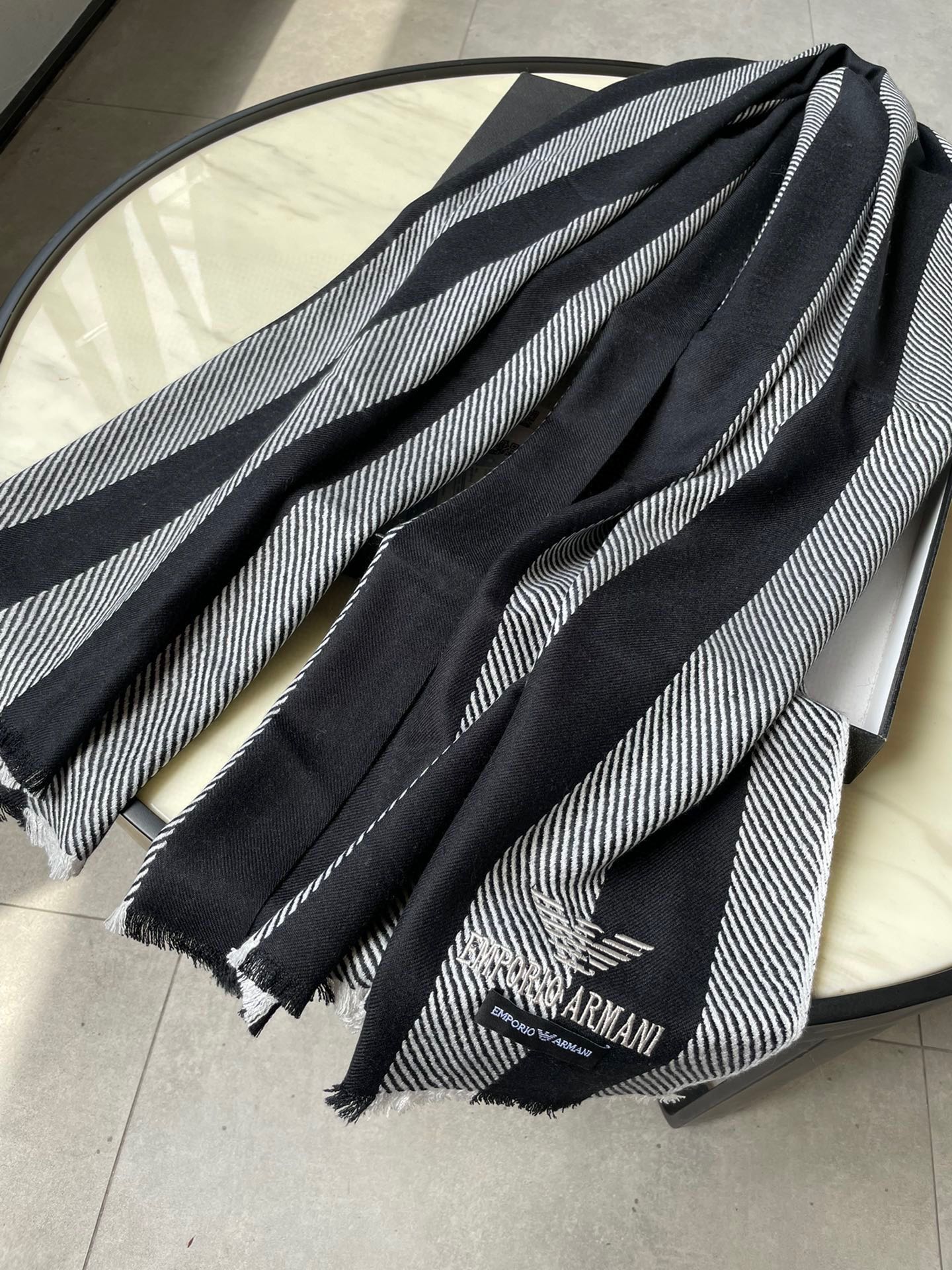 1002 Classic Soft and Comfortable Scarf