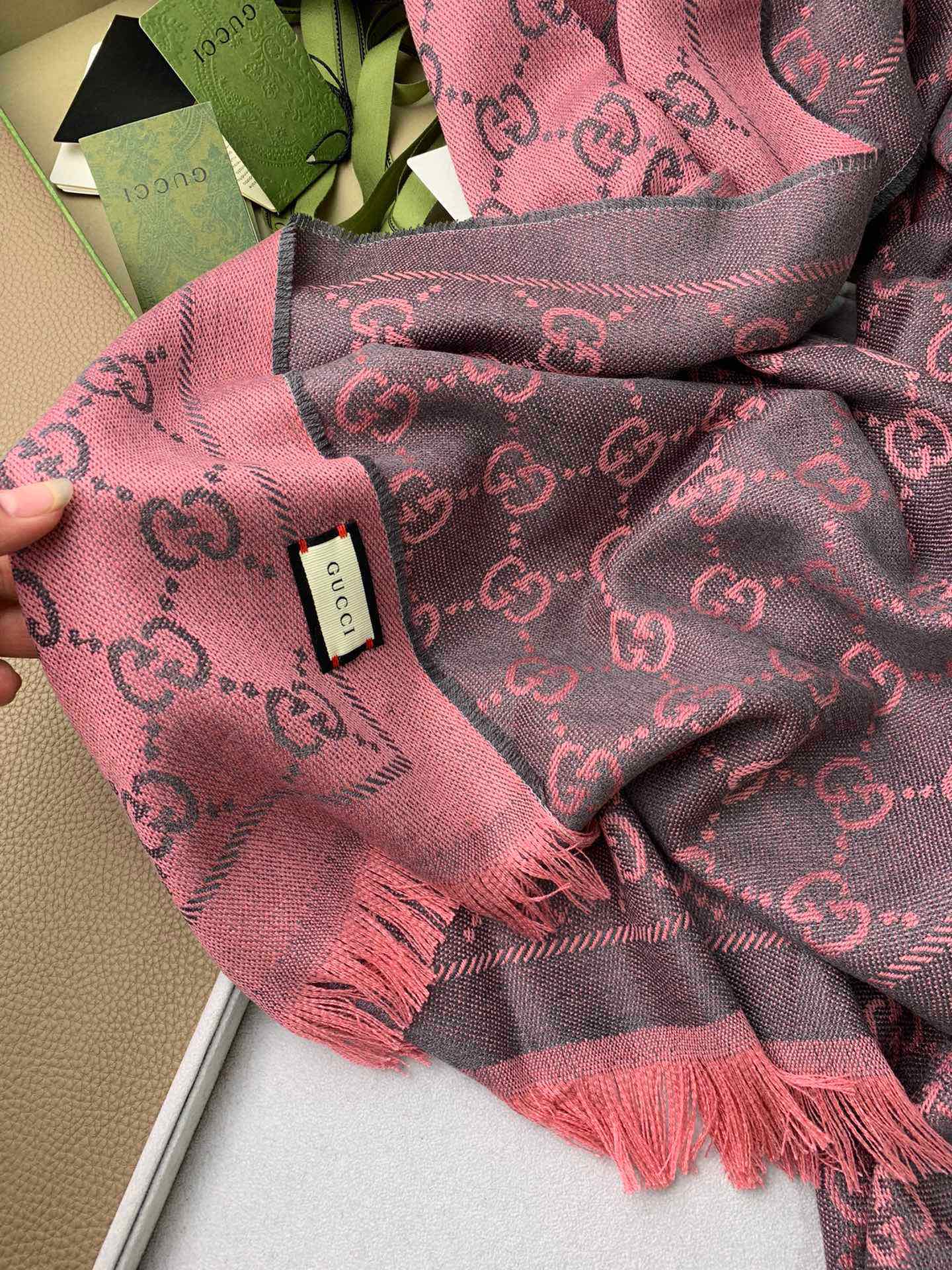 1002 Classic Soft and Comfortable Scarf