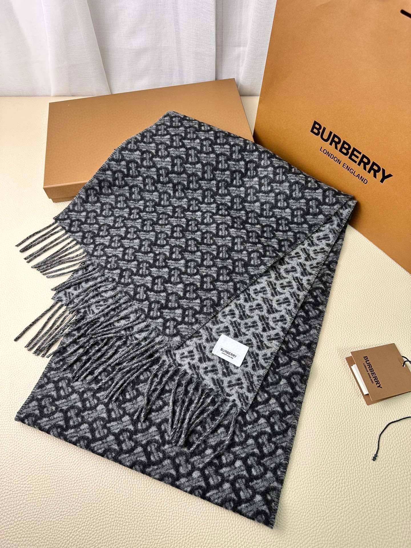 1105 New high quality skin friendly comfort scarf