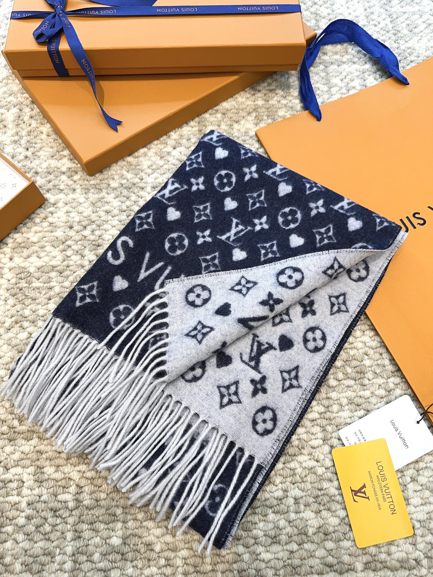 1105 New high quality skin friendly comfort scarf