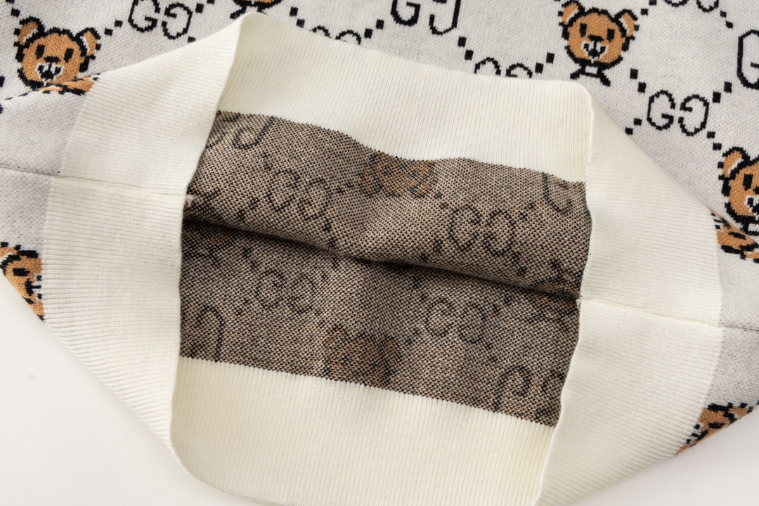 1119 New classic bear sweater