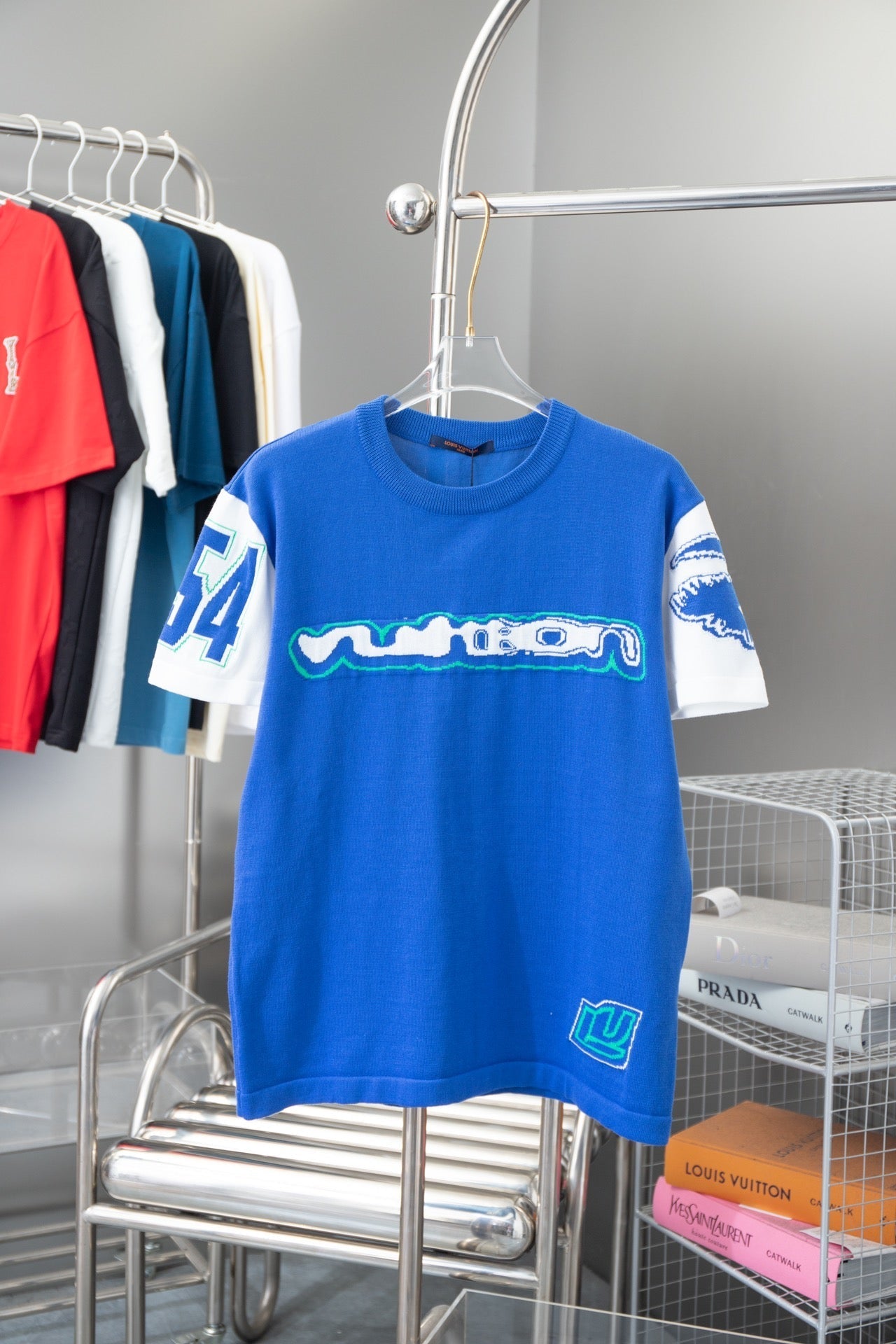 1203 New high quality track T-shirt