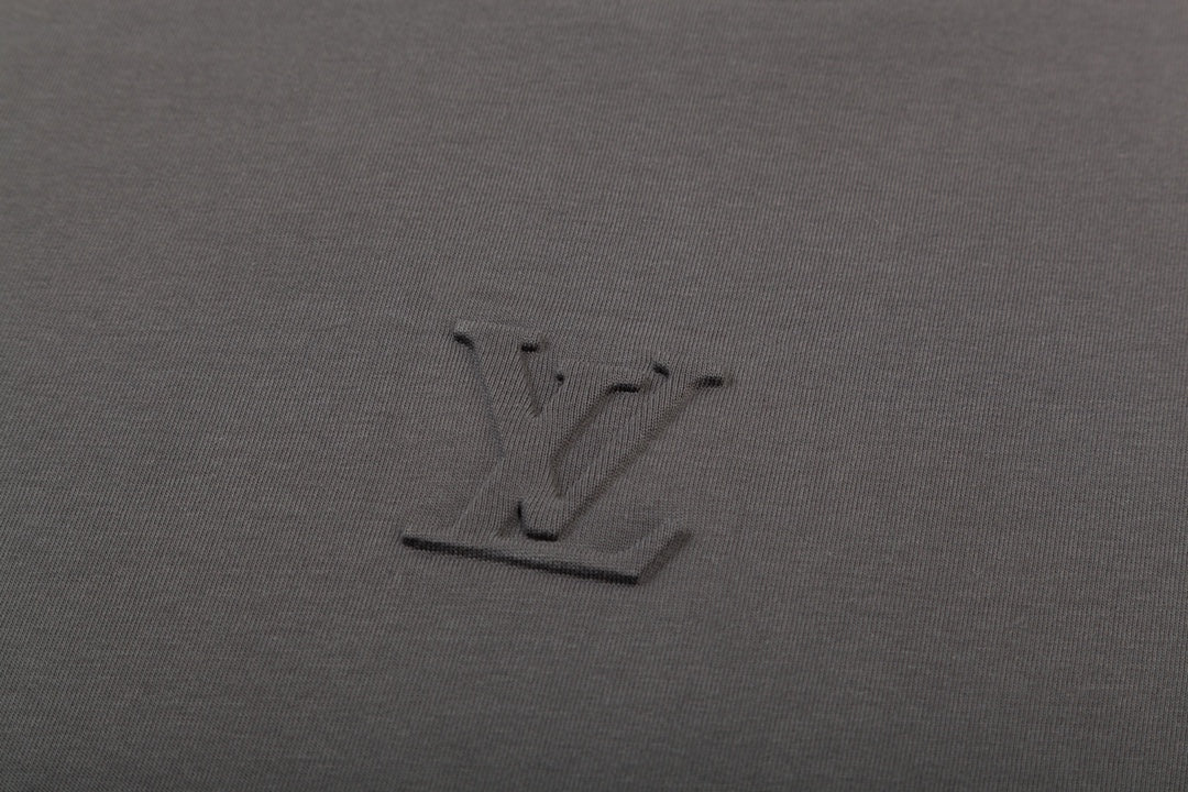 1211 New high quality embossed embossed T-shirt