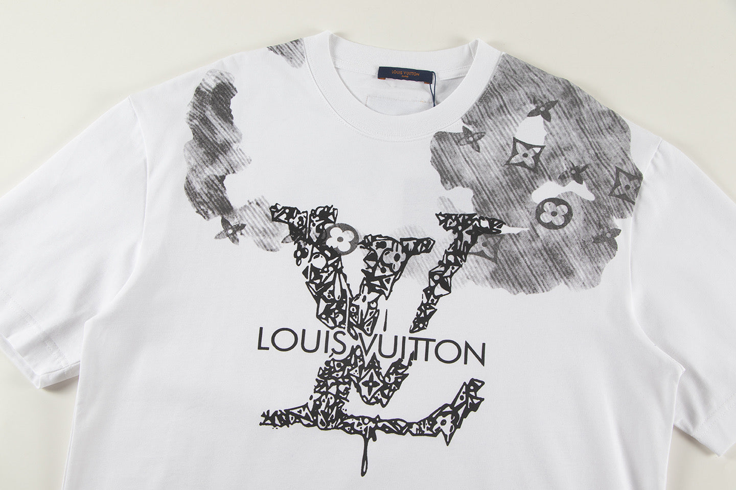 0205 New high quality feature printed T-shirt