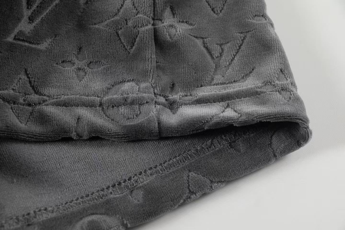 250212 New soft jacquard velvet shorts