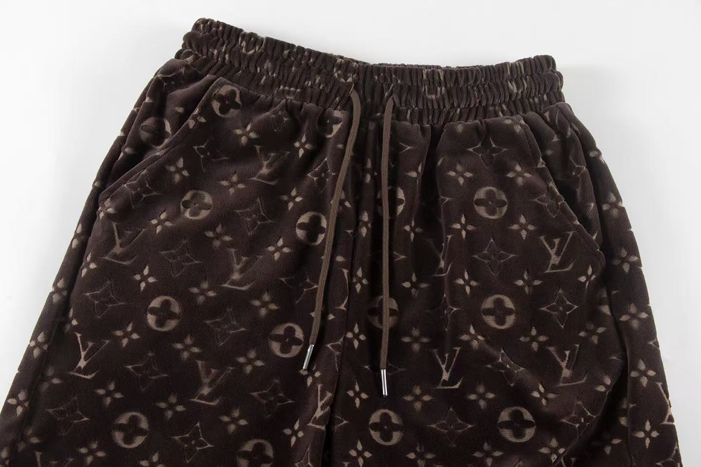 250212 New soft jacquard velvet shorts