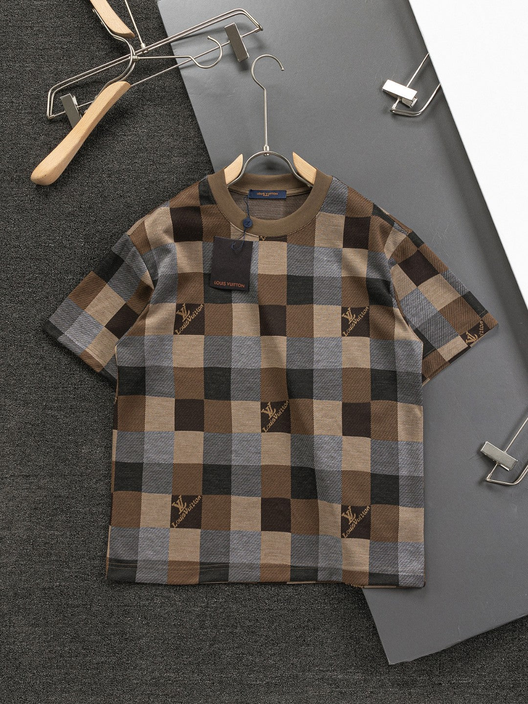 250212 New high quality checkerboard letter embroidered T-shirt