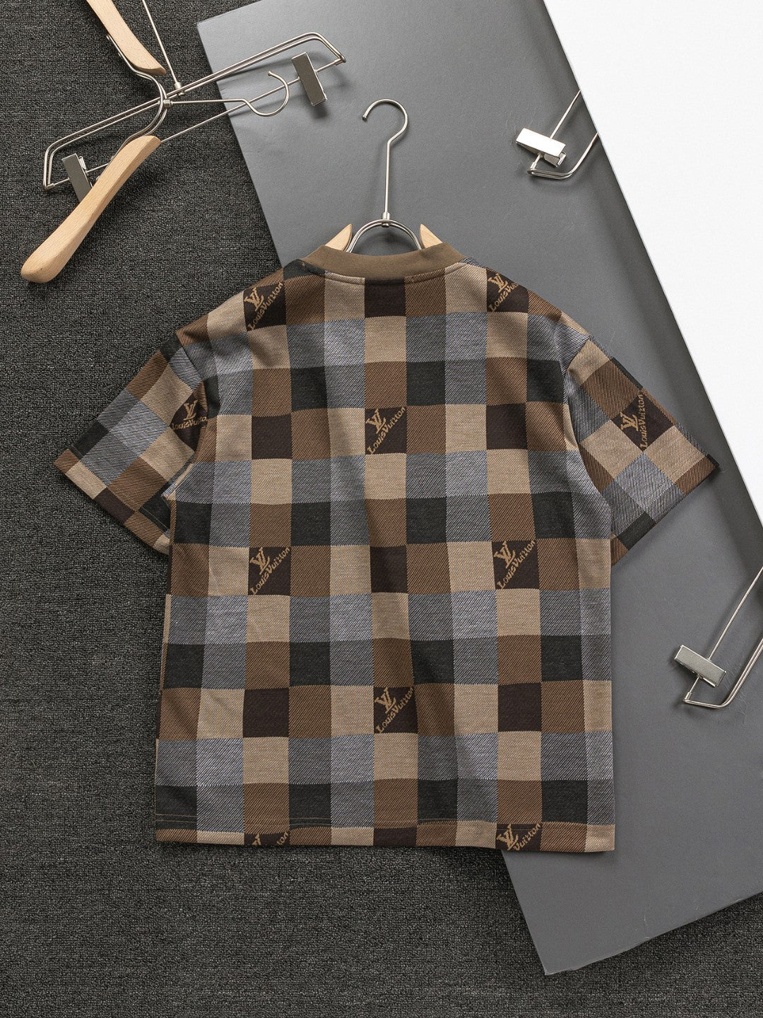 250212 New high quality checkerboard letter embroidered T-shirt