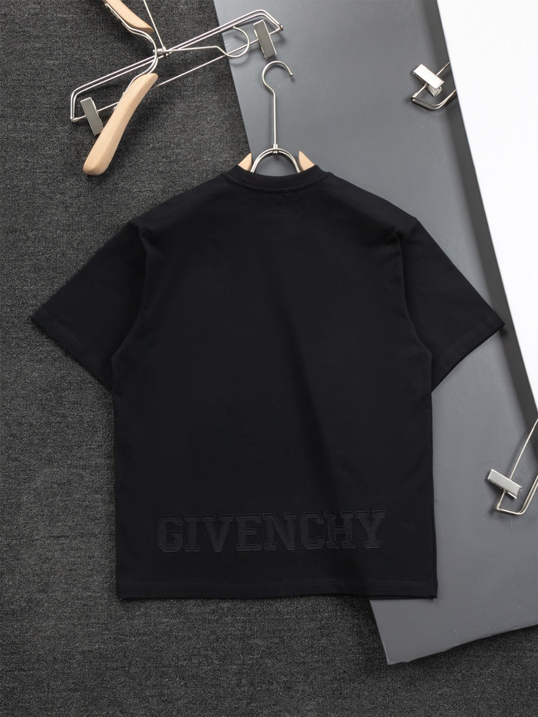 250212 New high quality embroidered T-shirts