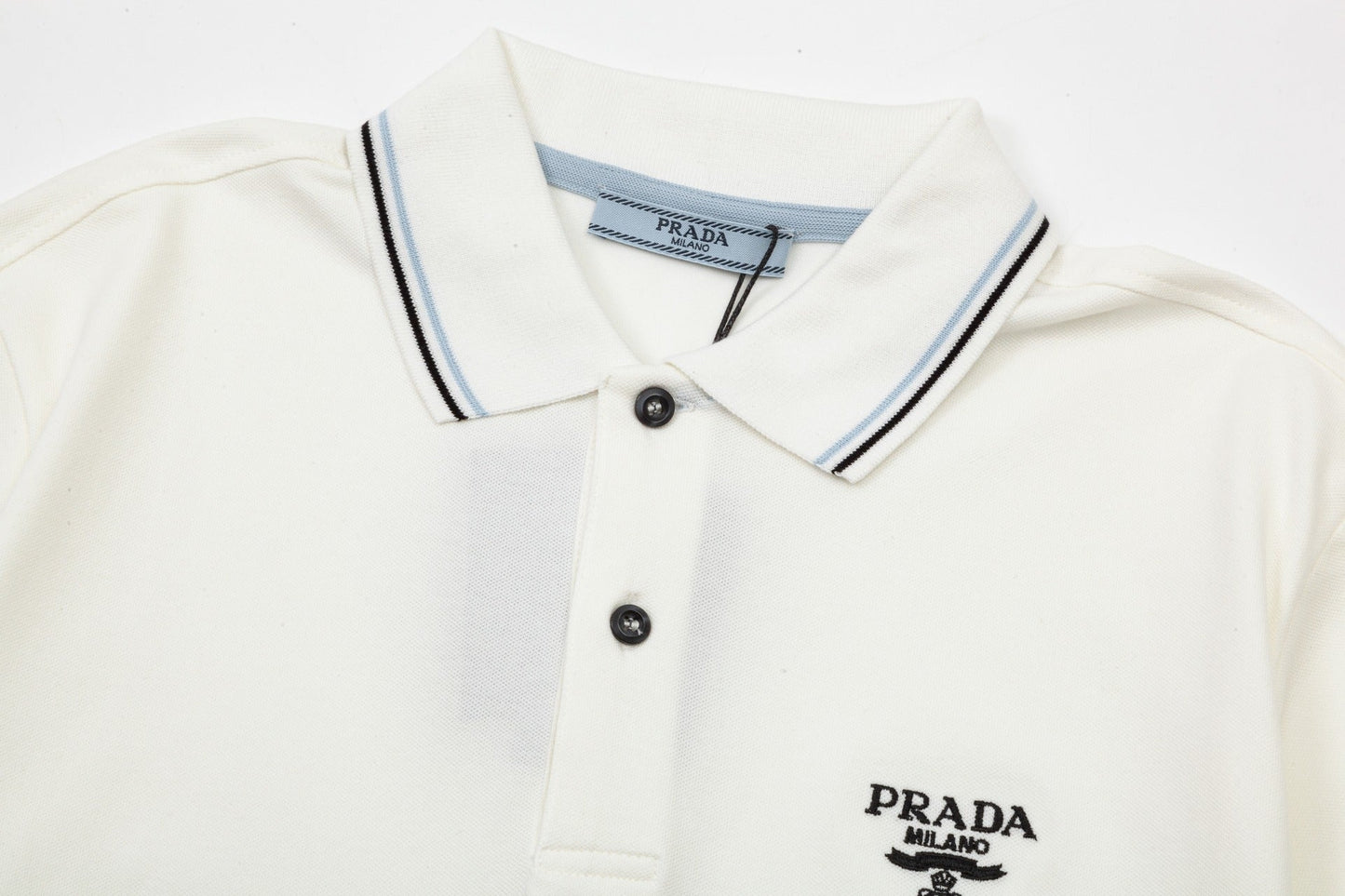 250218 Classic simple fashion polo shirt